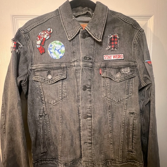 Levi’s Custom Denim Trucker Jacket - Picture 1 of 4
